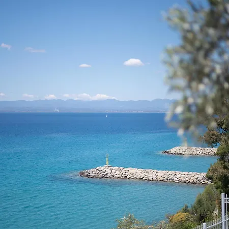 Pouletis Aetheria Suites-Luxury Seaview Stay With Pool