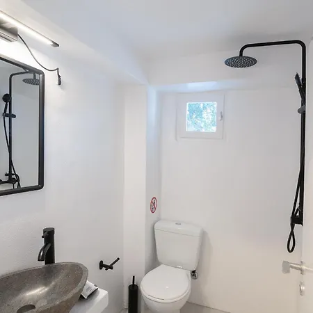 Pouletis Family - Akroyali Seaview Getaways * 칼라마타