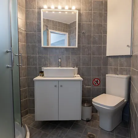 Pouletis Family - Akroyali Seaview Getaways Holiday home