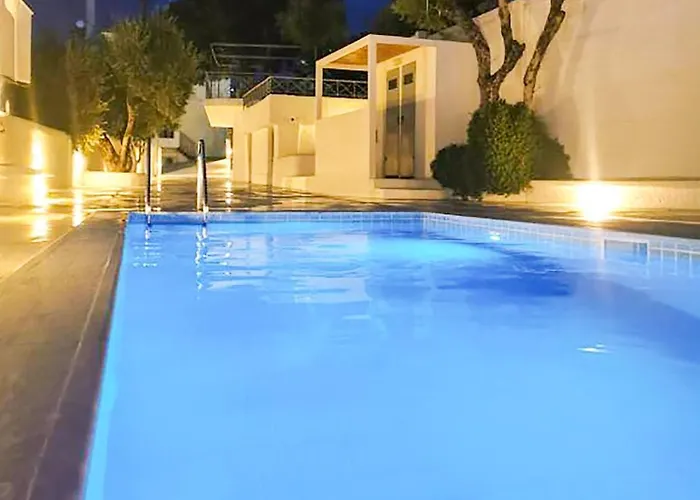 Pouletis Family - Akroyali Seaview Getaways